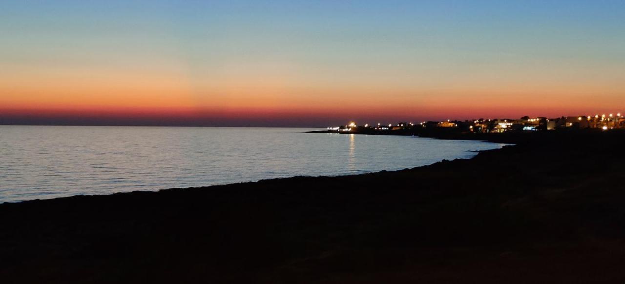 Sunset Bay Bed and Breakfast Torre Suda Buitenkant foto