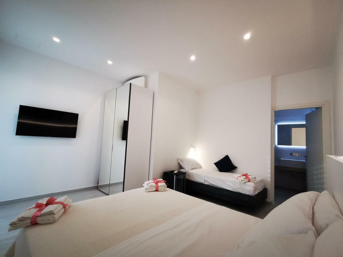 Sunset Bay Bed and Breakfast Torre Suda Buitenkant foto